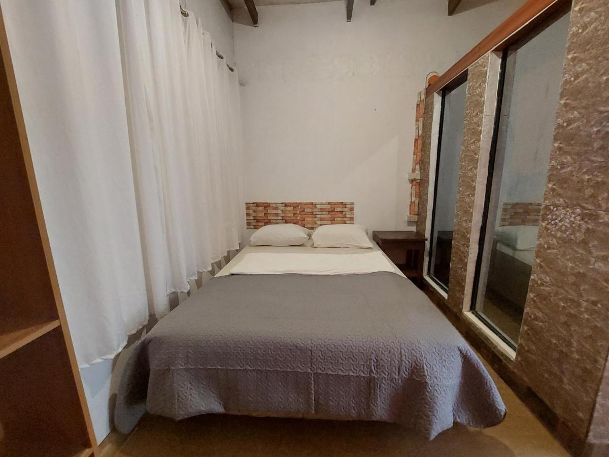 Larmar Bed And Breakfast Puerto Princesa Buitenkant foto
