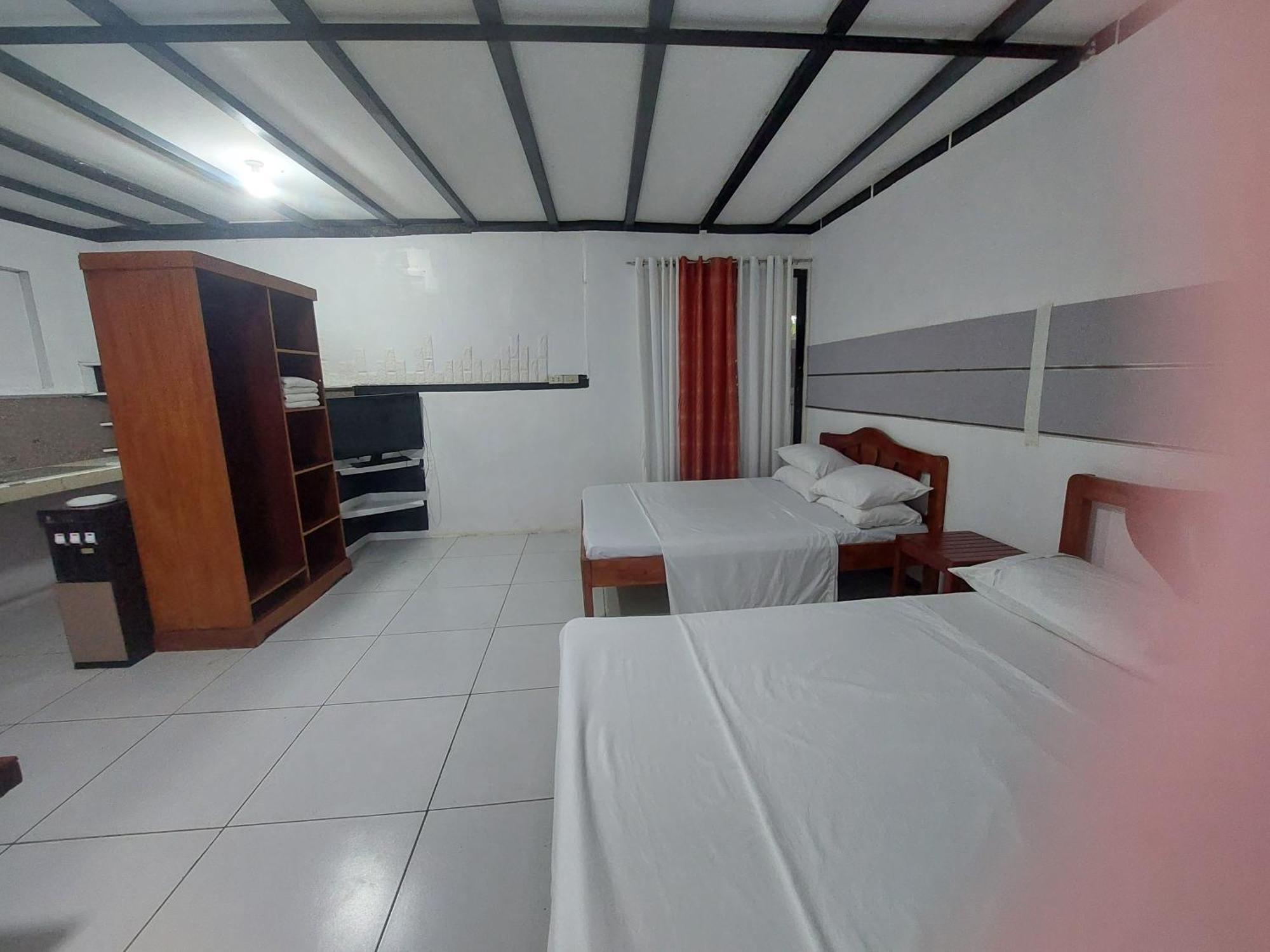Larmar Bed And Breakfast Puerto Princesa Buitenkant foto