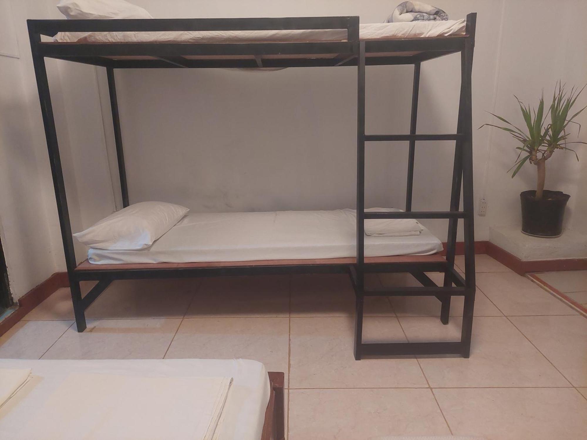 Larmar Bed And Breakfast Puerto Princesa Buitenkant foto
