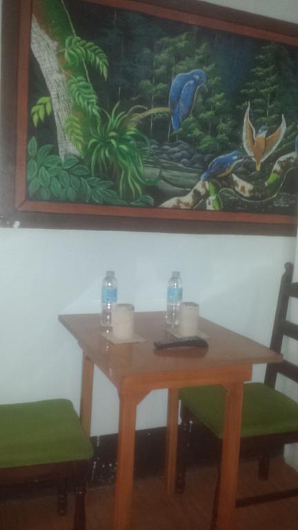 Larmar Bed And Breakfast Puerto Princesa Buitenkant foto