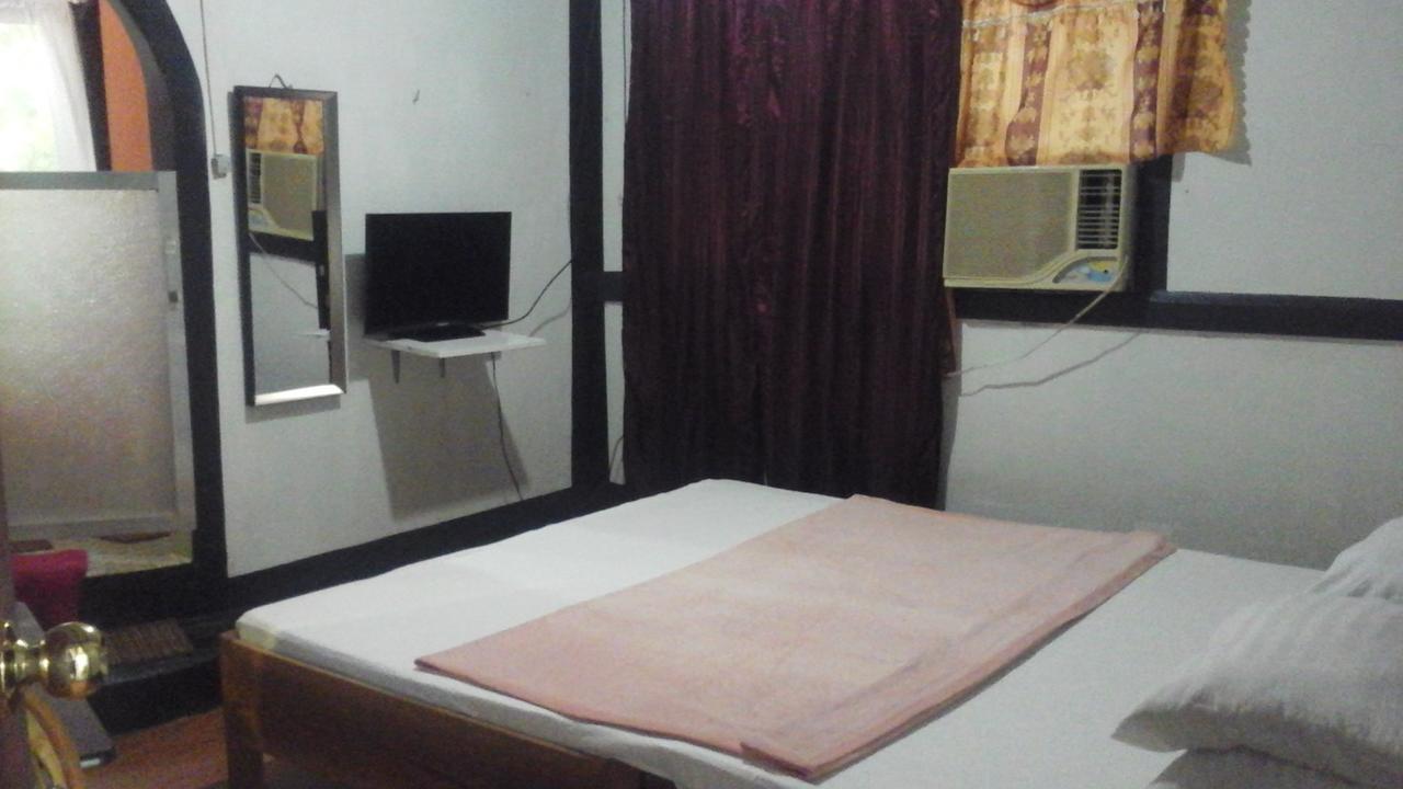 Larmar Bed And Breakfast Puerto Princesa Buitenkant foto
